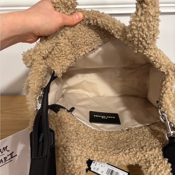 Marc Jacobs Medium Sherpa The Tote Bag - Picture 5 of 8